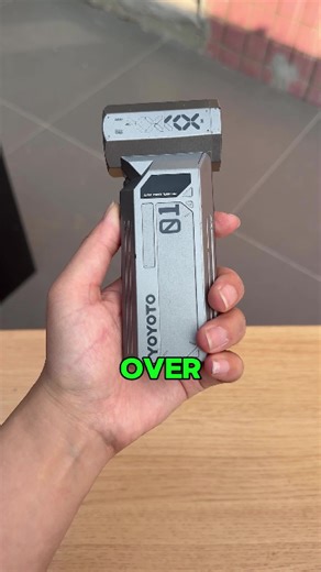 It's perfect for computers, air filters, and any electronic devices that need a good dusting. For all the computer builders and owners out there, regular cleaning is crucial! Not only does it keep your tech looking fresh, but it also helps extend its lifespan.#tiktokshop #dust #duster #airduster #tiktokshopstockup