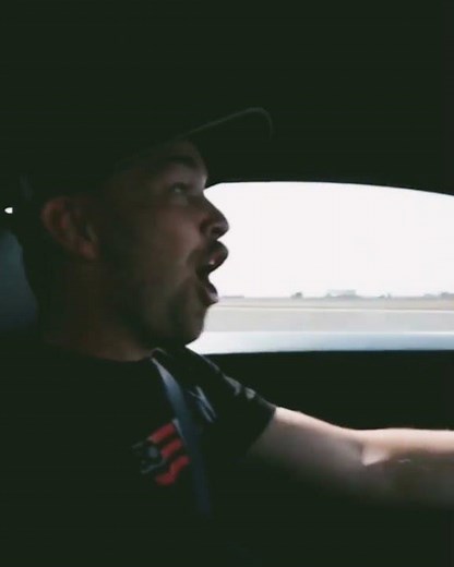 SSC TUATARA VS BUGATTI VEYRON / WORLD'S FASTEST 💨