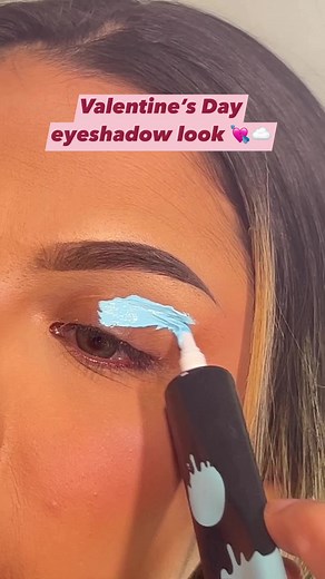 Quick eyeshadow tutorial 💘☁️ #makeupideas #valentinesdaymakeup #reelsviral #ValentinesDayChallenge | Chellylovesmakeup91