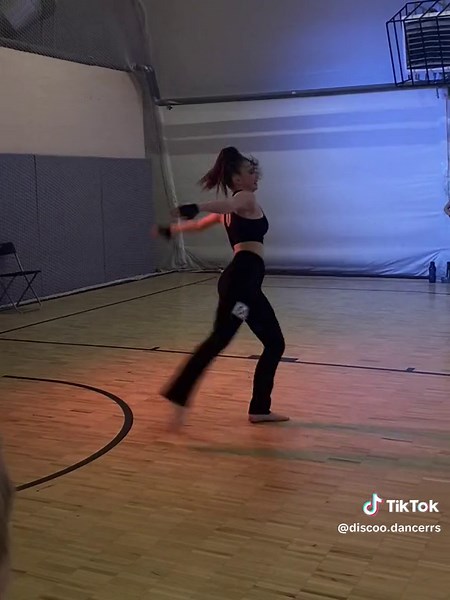 Modern Disco Dance Challenge in a Cafe - Girl Dazzles with Moves Trending