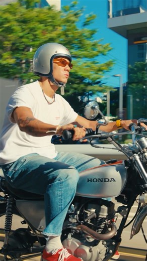 open_source by Beyond the Box on Instagram: "Go further. Ride safer. UAG Pathfinder MagSafe Case in Heritage Yellow, for only P2,790. Now available in-store or online: 🔗 https://beyondthebox.ph/pages/store-locator 🔗 https://tinyurl.com/PathfinderHeritageYellow #open_sourcePH #UAG"