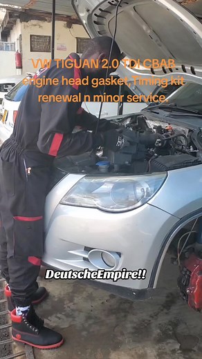 VW TIGUAN 2.0 TDI CBAB Engine Head Gasket Replacement and Minor Service