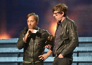 Black Keys, Turn Blue è il nuovo disco: annuncio su Twitter, video trailer e tracklist - Soundsblog
