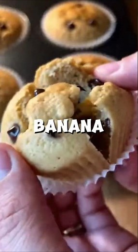 Healthy Banana Chocolate Chip Muffins 🍌 Quick Breakfast Recipe #breakfast #dessert