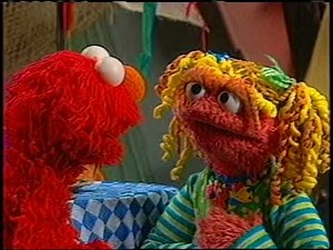 Sesame Street: The Adventures of Elmo In Grouchland, Sing and Play