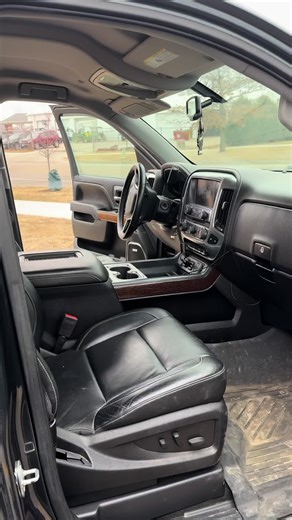 Imagine pulling up in the AFTER every day. 😮‍🔥 Interior • Exterior • Paint Correction • Ceramic 📞 Book today: 319-594-3843 #foryou #popular #detailngtok #viral #mobiledetailing