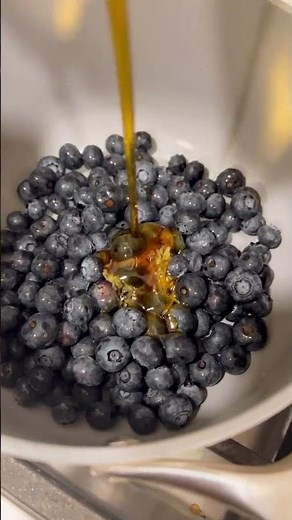 Blueberry Goat Cheese (Easy Appetizer!)