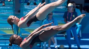 Canadians Jennifer Abel, Melissa Citrini-Beaulieu dive to silver