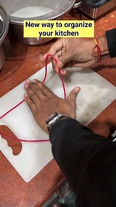 A new way to organize your kitchen #kitchenorganization #organized #kitchenmakeover #tipsandtricks #NoMessNoStress | viyofoood