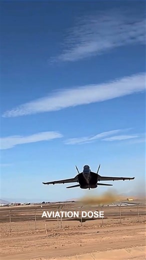 US F-18 Super Hornet Extremely High Speed Low Pass #f18 #aviation #fighterjet #shorts #superhornet