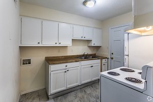 Oakwood Meadows Estates - 4583 Airways Blvd Memphis, TN 38116 | Apartments.com
