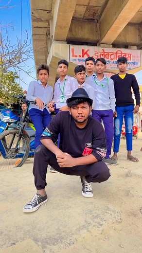 Bhojpuri song par Pooping dance Super #short Viral video ( #DancerSunnyArya ) | Dancer Sunny Arya