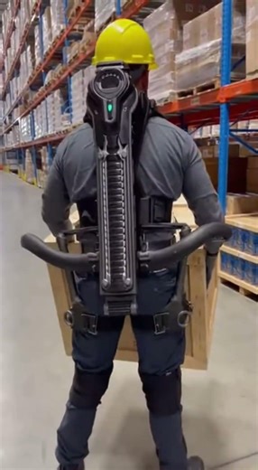 Wearable Exosuit Makes Heavy Lifts Look Effortless