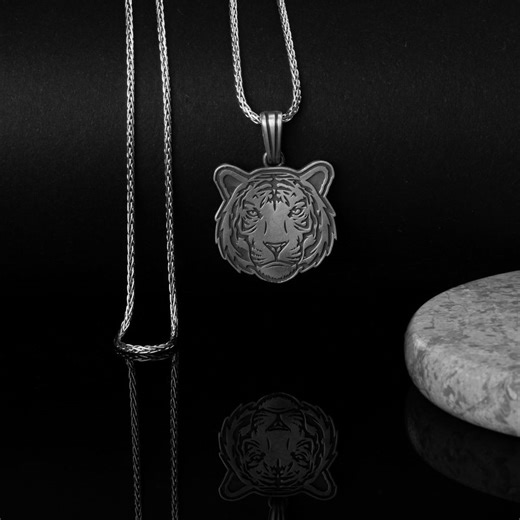 Aesthetic Silver Tiger Necklace, 2D Tiger Face Jewelry, Silver Animal Pendant, Wilderness Gifts, Pawprint Tiger Gifts, Halloween Gift - Etsy
