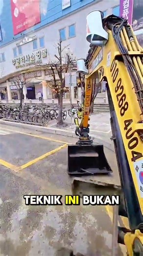 Beginilah Cara Cerdas Perbaikan Jalan Aspal dengan cepat! #shortsvideo #diy #construction