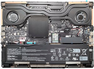 How to open MSI Stealth 16 AI Studio A1V – disassembly and upgrade options