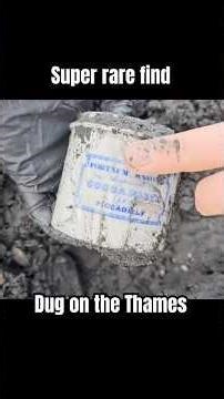 Mega RARE pot dug up on Thames ‪@Fortnums‬