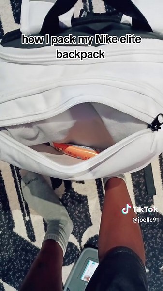 how I pack my Nike elite backpack #fyp #viral #nike #nikeelitebackpack #nikeelite