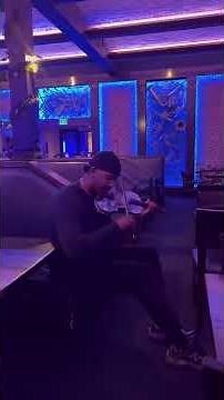 Randomly found a violin in an empty restaurant 🎶