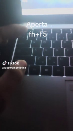 Como Acender a Luz do Teclado do Notebook