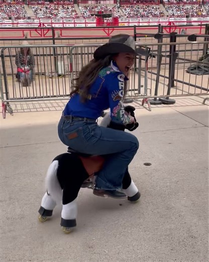 Cheyenne flybys were not what I was expecting! #montana #rodeoqueen #prca #rodeo #missrodeomontana #pastthesash #CHUTE #getbehindtheCHUTE #treasurestate #montanacircuit #rodeoroad #frontierdays #cheyenne | Miss Rodeo Montana