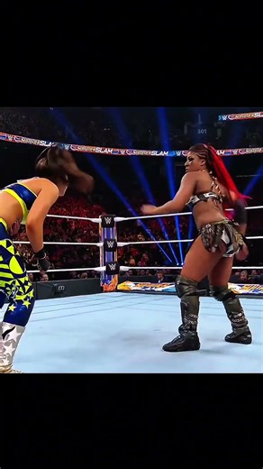 bayley vs ember moon summer slame 2019 women's world champions 🥶#wwe #wrestling