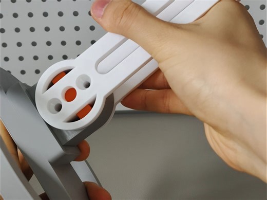 类似棘轮的咔咔手机支架