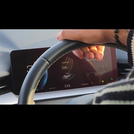 Abbas Bukhari talks about real-world fuel mileage and how much distance covers with his Haval in everyday driving. Watch full video: https://buff.ly/9d5aJGS | PakWheels.com