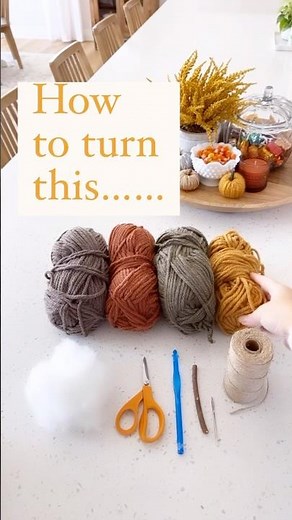 🎃✨ The Crochet Mini Ribbed Pumpkin Pattern is FREE on the blog with full video tutorial 🙌🏻🍁