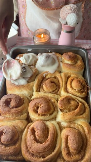 Fluffy Soft Cinnamon Rolls 𖦹