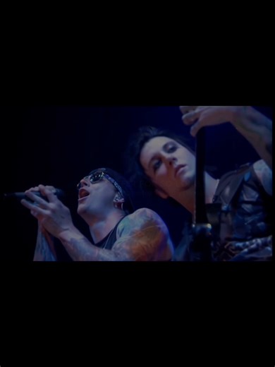 Lirik dan Terjemahan Lagu 'A Little Piece of Heaven'