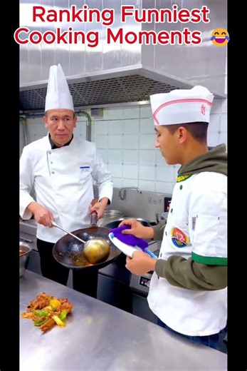 Ranking Funniest Cooking Moments (HILARIOUS!) 😂 #Shorts #Cooking #closecallmoments #comedyshorts