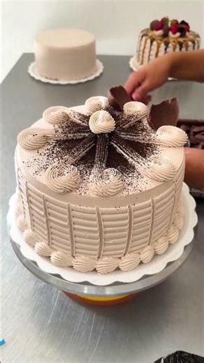 tutorial nuevo para decorar tortas con una simple bombilla