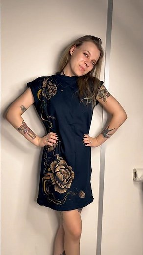 Adding a touch of color to my bleach art 💕