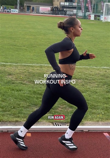 a simple running workout for you that’s going to help you improve your speed! ✨☁️ xo coach timed every 200m effort so we’ll be able to look back on this and improve 🫡 #runningworkout #runningtips #trackworkout #workoutinspo