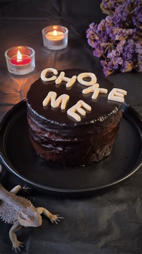 Cel mai delicios tort de ciocolată Black Velvet - #shorts #chocolatecake #dulciuri