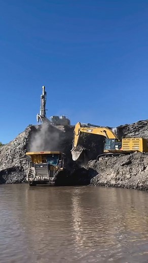 Heavy Duty Machine #cat #heavymachineinaction #heavyeqvipment #heavymachines #heavymachinery #heavywork #construction #heavydutymachine | Havy Duty Machines15