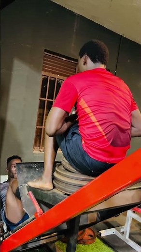🔥 LEG PRESS MACHINE WORKOUT Build Bigger Legs & Increase Lower Body Strength 💪🏋️‍♂️ #LegDay #Gym
