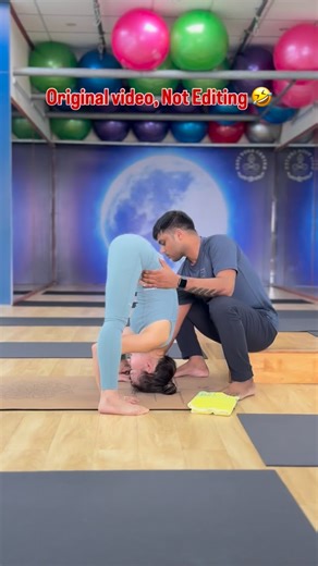 Headstand, He did it the first time. No asana is too difficult if you teach it with the right technique. . . . #yoga #guruyogshala #viralvideos #yogadaily #balanceyoga | Guru Yogshala