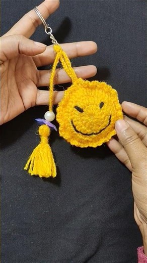 smile face keychain #diy #shortsfeed #shorts #viral #trending #craftyaislinn #crochet