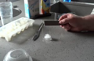 Graphene has extreme thermal conductivity.