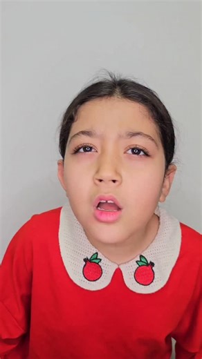 ‎پریماه/بلاگر/کلیپ/طنز/دابسمش‎ on Instagram‎: "تونسی یانه نه تو کا.منت ها بهم بگو... . ممنون که لا.یک میکنی رفیق 👍 . مهمون پی.جم باش چون قراره کلی بهمون خوش بگذره عزیزم ❤️ . #سرگرمی #خنده #چالش_جدید #اکسپلور #بلاگر_کودک"‎