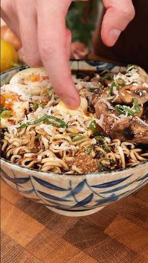 🇯🇵 Classic Mushroom Shoyu Ramen 🍄‍🟫🍜