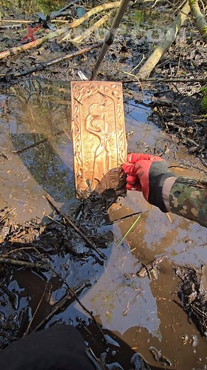 Copper Queen! Roman Empire? | X-Finds • Real Treasure Hunting