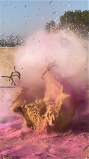 VIP Holi 🫟 Boom 💥#experiment#shorts #shortsfeed#fairworks #crackers#holiexperiment# #subscribe