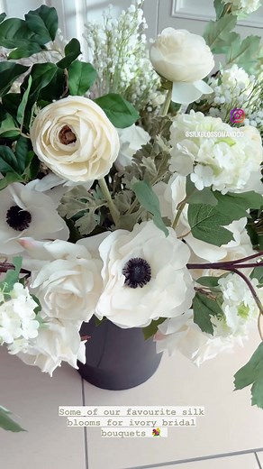 Some of our favourite silk stems for ivory bridal bouquets 💐 We use these in our Garden Style bouquets and can also customise this style and add in colours to match your theme 💗 • • • • #fypage #foryoupage #fyp #Silkflowers #fauxflowers #weddingflowers #weddingbouquet #silkbouquet #fauxbouquet #artificialflowers #artificialbouquet #bridalbouquet #silkbridalbouquet #fauxbridalbouquet #artificialbridalbouquet