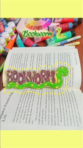 diy cute bookmark idea ✨ bookworm 🫣🪱 #shorts #diybookmark #diycrafts #bookmark #artshorts #diyshorts