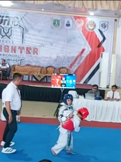 Semi Prestasi U-24 Pracadet B Gen Fighter Final Match Round 1 🔵 #fyp #viralvideo #trending #taekwondo #martialarts
