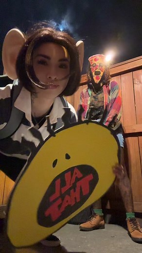 If you know, you know 👂🍕. I miss when Hip Hop artists made all of the banger 90s kid show intros 🤌 #halloween #allthat #nickelodeon #90sthrowback #90skids