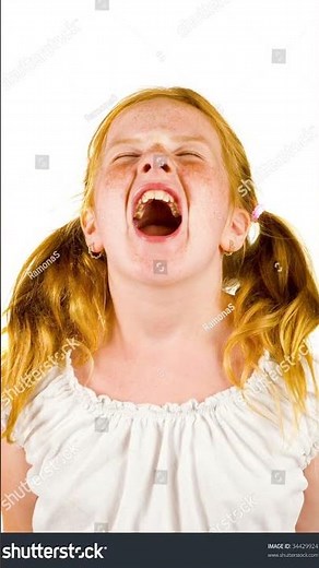 Young Girl Screaming Sound Effect